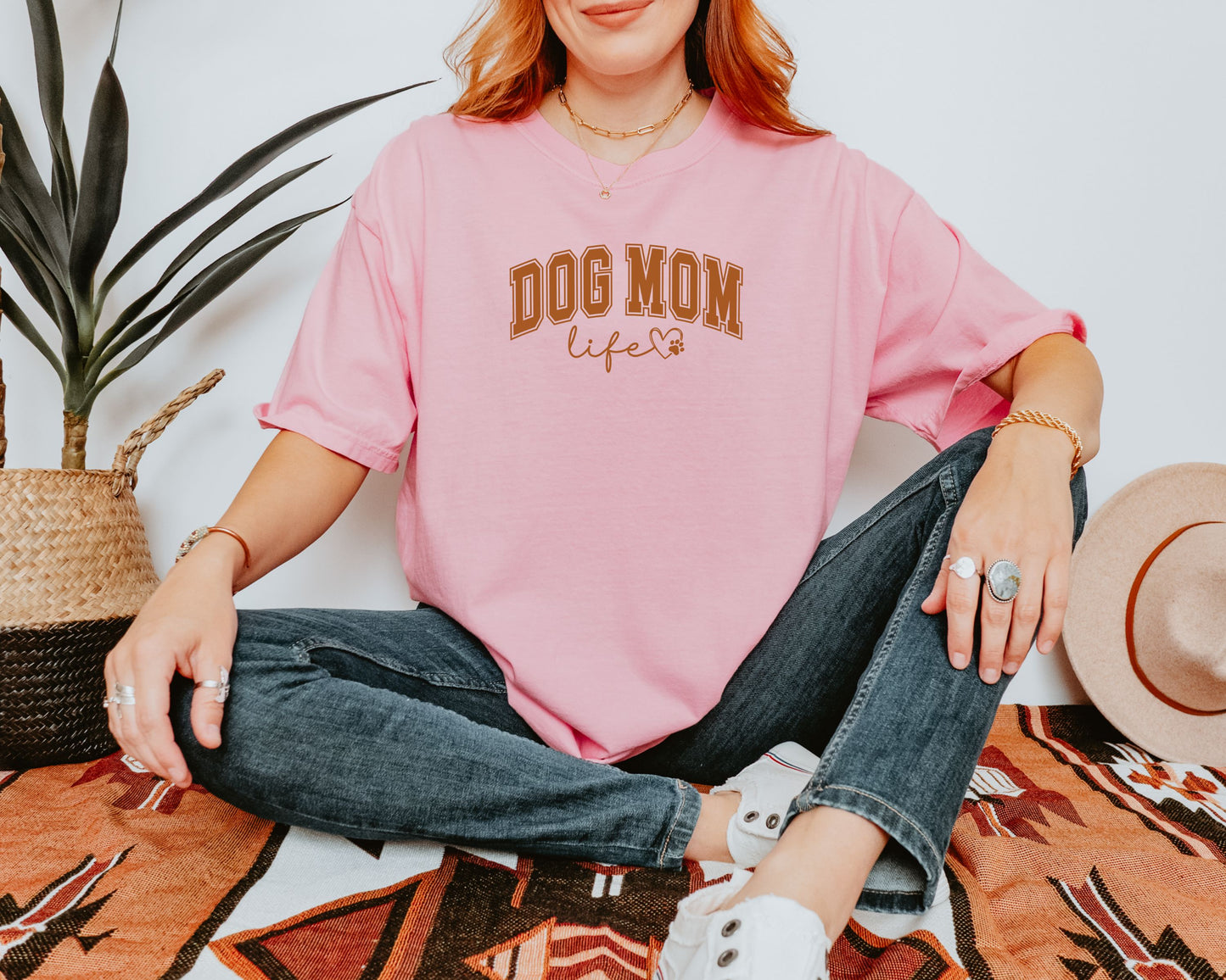 “Dog Mom” T-shirt